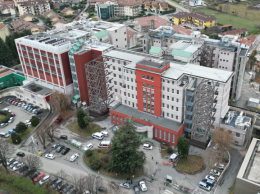 Proseguono i lavori di miglioramento antisismico all'Ospedale di Pinerolo: in fase di costruzione le torri dissipative