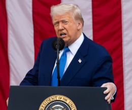 Trump revoca le protezioni federali in Alaska: via libera alle trivellazioni 