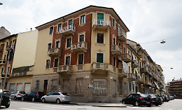 La casa del crack di Barriera: ecco dove le ragazze facevano sesso per 10 euro