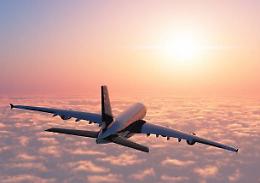 Viaggi aerei, l’Europa cambia rotta: più diritti (ma meno rimborsi) per i passeggeri