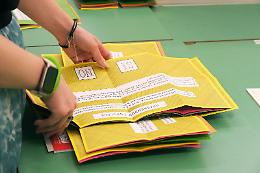 Referendum senza quorum: vince l’astensione, centrodestra all’attacco e opposizione divisa