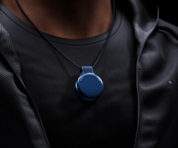 Limitless Pendant: la spilla AI che trascrive i meeting e potenzia il lavoro