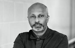 Akram Khan e il rito della memoria: la danza come ponte tra passato e presente