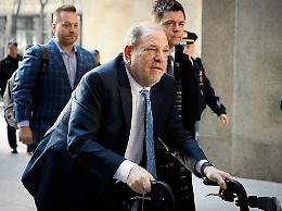 Harvey Weinstein, lo stupratore seriale di Hollywood, condannato per aggressione sessuale ma non per stupro