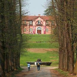 La Regione Piemonte prova a valorizzare i palazzi storici inutilizzati attraverso concessioni ai privati