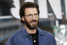 Tanti auguri a Chris Evans! Il super soldato di Hollywood compie 44 anni