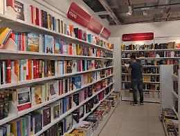Libri usati, nuova vita grazie a Mondadori: ecco come funziona l'iniziativa eco-friendly