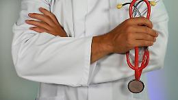 Vasectomia, in Europa cresce la scelta maschile per una contraccezione definitiva
