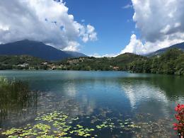 Lago Sirio, 15enne aggredito da un branco: indagano i carabinieri