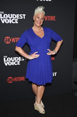 Mistero sulla morte di Anne Burrell: trovata senza vita con molte pillole accanto
