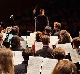 Dogliani si accende di musica: in piazza la Bryorchestra con 70 giovani talenti