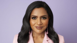 Mindy Kaling compie 46 anni: chi è il volto e la scrittrice dietro Kelly Kapoor di 'The Office'