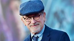 Spielberg torna agli UFO: concluso il nuovo film segreto, nel cast anche Emily Blunt
