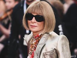 Anna Wintour lascia la direzione di Vogue (ma non quella del potere)
