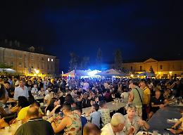 Chivasso in festa: shopping, musica e saldi per un'estate da ricordare