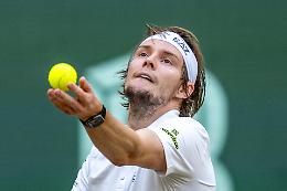 Bublik da Wimbledon svela sul futuro: "Comprerò casa vicino a Torino e berrò caffè corretto grappa..."