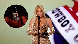 Paura al concerto di Beyoncé a Houston: auto volante si blocca in aria sopra il pubblico