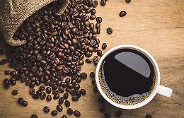 Caffè e cervello: ecco perché rovina il sonno (soprattutto nei giovani)