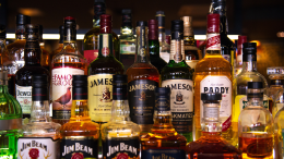 A Chivasso scatta il divieto di alcol nelle aree pubbliche