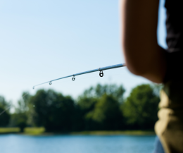 I migliori laghi per la pesca sportiva in Piemonte: ecco la guida completa