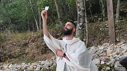 Tragedia a Cannobio: si toglie la vita il giovane vice parroco Matteo Balzano