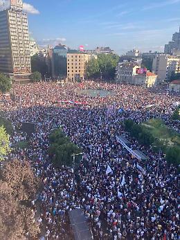 Serbia, proteste studentesche nella serata di sabato