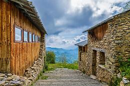 Note d'amore sotto il cielo del Monviso: un viaggio musicale tra emozioni e paesaggi