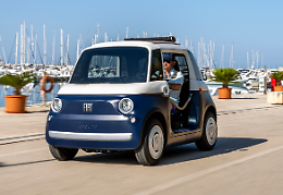 Lusso e design, a Torino c'è il sarto che "veste" la Fiat Topolino (FOTO E VIDEO)