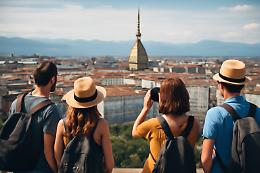 I torinesi favorevoli al turismo, ma con alcune riserve: solo una minoranza teme l'overtourism
