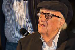 Cento anni di Andrea Camilleri: nel 2025 lo scrittore avrebbe compiuto 100 anni