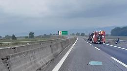 Torino-Pinerolo, scontro all'alba: un morto carbonizzato
