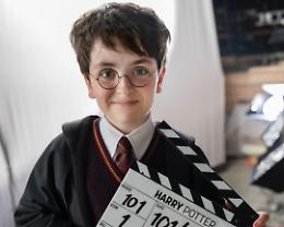 'Harry Potter': il primo look a Dominic McLaughlin nel ruolo di Potter annuncia il primo ciak della serie