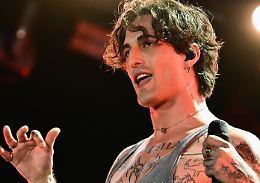 Damiano David è un fenomeno anche da solo: è l’artista italiano più ascoltato al mondo 