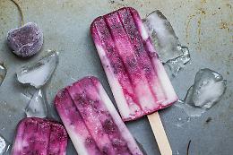 Ghiaccioli e gelati light: i meno calorici da scegliere in estate