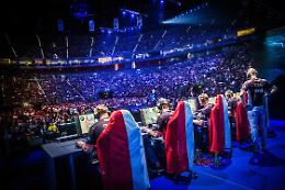 Altro che passatempo: nel 2025 gli eSports valgono 2,5 miliardi di euro