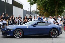 Juve, Bremer in Ferrari (Roma), Vlahovic sgomma con la sua Maserati (Grecale): parte a tutto gas la nuova stagione bianconera 