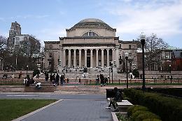 La Columbia University si piega a Trump: 221 milioni per riavere i fondi federali
