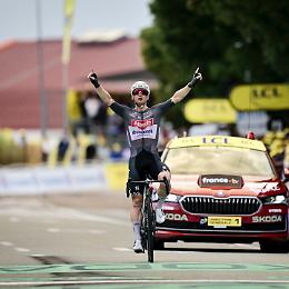 Groves di forza al Tour de France, Pogacar e Milan fanno festa