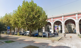 Parcheggiatore abusivo aggredisce un'automobilista  e i carabinieri