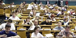 Ordine dei medici celebra il record di iscritti a Medicina: “La passione per il camice bianco non si spegne"