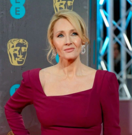 La mamma di Harry Potter compie 60 anni, tra romanzi da record e indignazione pubblica