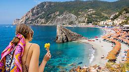 Agosto da record: 18 milioni di italiani in vacanza, spesa turistica oltre i 17 miliardi