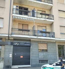 Incendio a Nichelino: salvi i 4 giovani nell'appartamento