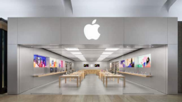 Apple stanzia 100 miliardi per la produzione negli Stati Uniti per evitare i dazi di Trump