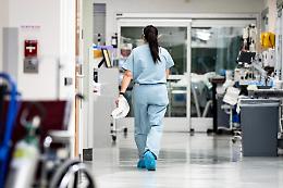 Per le professioni sanitarie sono quasi 37mila posti a bando per il 2025 e oltre la metà sono per infermieri