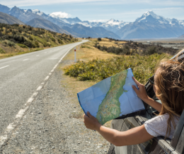 Auto compatte per viaggiare: 10 modelli con bagagliaio capiente e consumi ridotti