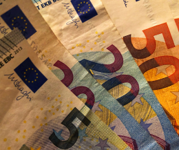 Inflazione ferma a luglio, ma il carrello della spesa continua a salire