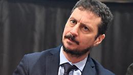Virale il video dell'animatore che lascia il villaggio per condizioni di lavoro precarie, il commento di Luca Bizzarri