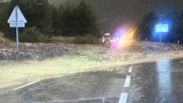 Bomba d'acqua nella notte. Colata di fango al Monginevro, chiuso il confine con la Francia