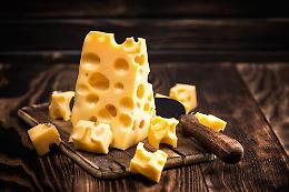 Allerta alimentare: richiamato Emmental Land da Eurospin per rischio corpi estranei